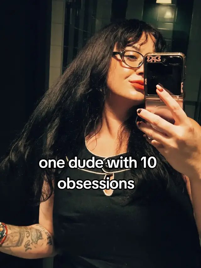 just a simple dope dude who loves their little pleasures #indo 