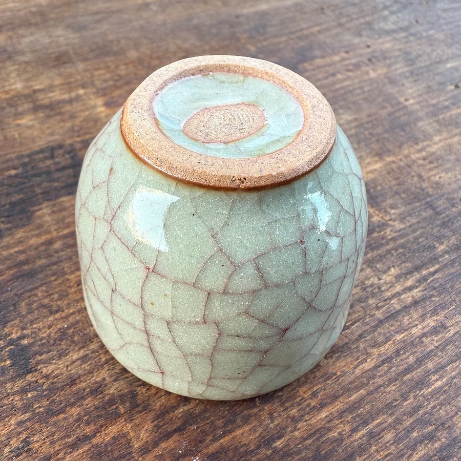 🎎 Crackle Glaze Japanese Sake Cup – Thick-Walled Stoneware – Japan Antique Roadshow product image (3)