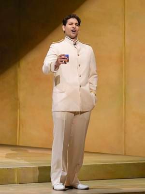 Jose Simerilla Romero sings “Dovunque al mondo” as Pinkerton at the New National Theatre Tokyo’s Production of Madama Butterfly. 🦋 Conductor: @enriquemazzolanow Production: KURIYAMA Tamiya Set Design: SHIMA Jiro Costume Design: MAEDA Ayako Lighting Design: KATSUSHIBA Jiro Madama Butterfly: KONAYASHI Atsuko Pinkerton: @tenor_simerilla Sharpless: @brunotaddiabaritono Suzuki: YAMASHITA Makiko  Goro: @shuhei.itoga.tenor Lo zio Bonzo: TSUMAYA Hidekazu Il principe Yamadori: YOSHIKAWA Kenichi Kate Pinkerton: SATO Michiko Chorus: New National Theatre Chorus Orchestra: Tokyo Philharmonic Orchestra #MadamaButterfly #OperalnTokyo #NewNationalTheatreTokyo #TokyoOpera #OperaLife #PucciniOpera #TenorLife #OperaticJourney #SingingInJapan #Pinkerton #CulturalExchange #OperaPremiere #LiveOpera #JapaneseCulture #TenorSimerilla #TokyoPhilharmonic #OperaWorld #InternationalOpera #StageMagic #OperaSingerLife #ClassicalMusicLovers #OperaProduction #VoiceOfOpera #OperaDreams #PucciniPower #ópera #puccini #loveduet #japan #tokyo #aria #OperaSinger #musictok #singingtok #musicchallenge #singingchallenge #butterfly 