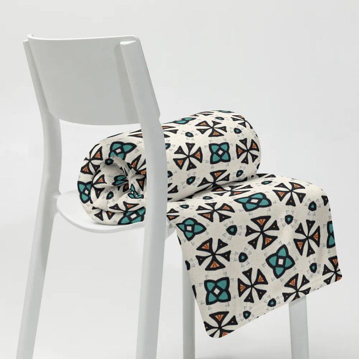 Abstract Florals Throw Blanket product image (1)