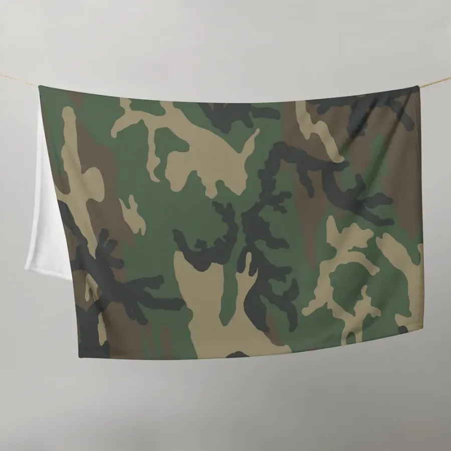 "CIF" Camouflage Comfort Throw Blanket product image (9)