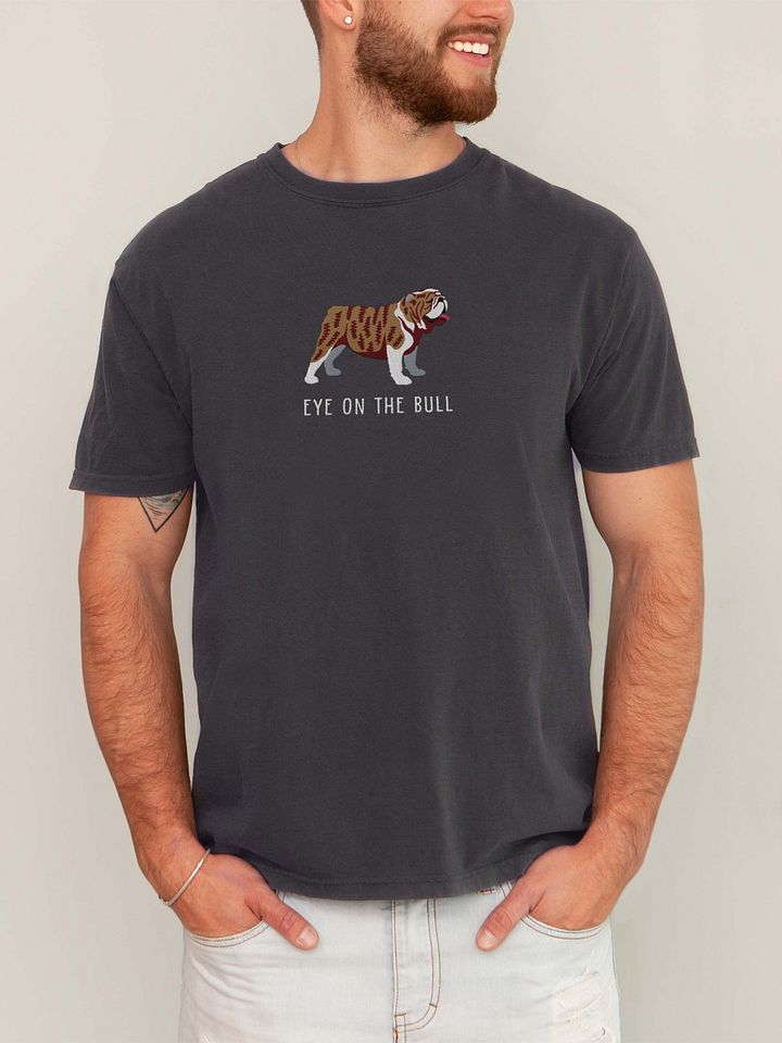 Eye on the Bull T-Shirt(Embroidered) of an English Bulldog(Brindle) product image (2)