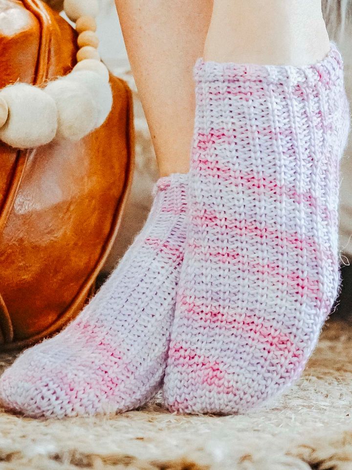 How To Crochet A Simple Sock product image (2)