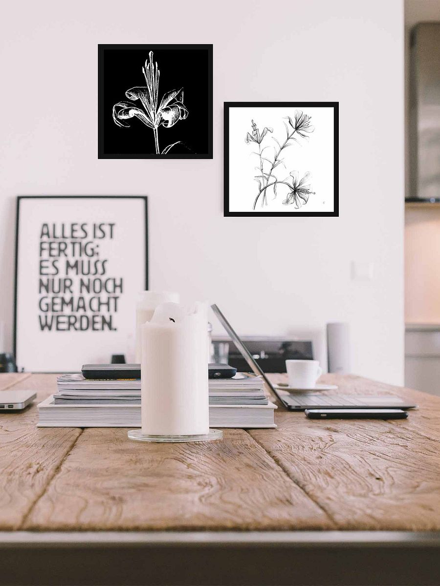 Lily Bloom Canvas Art - Fine Flower Dark product image (5)