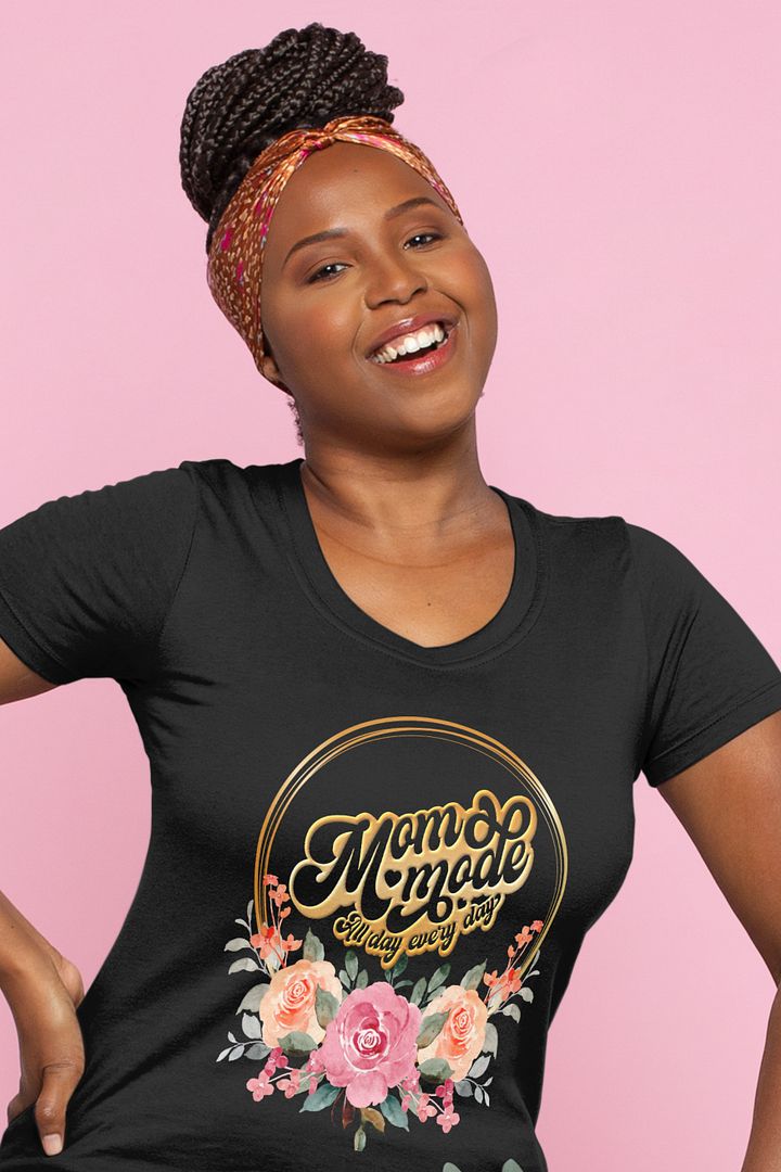 Mothers Day Floral Wreath Mom Mode T-Shirt product image (1)