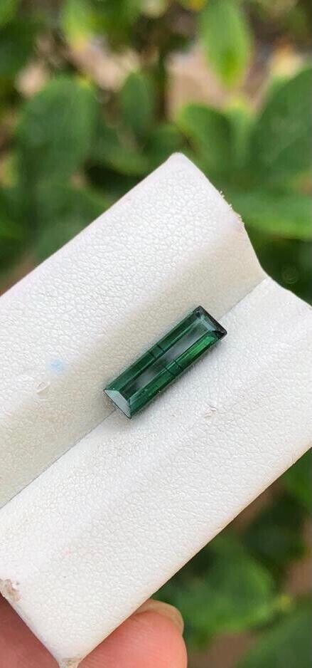 NATURAL TOURMALINE GEMSTONE FOR WIRE WRAPPING CHROME COLOR EMERALD CUT, 2 CARAT product image (5)