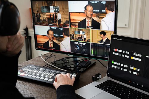 Samouraï Coop provides live editing of your conferences!📱
We ensure your event is broadcast smoothly, engaging your online au...