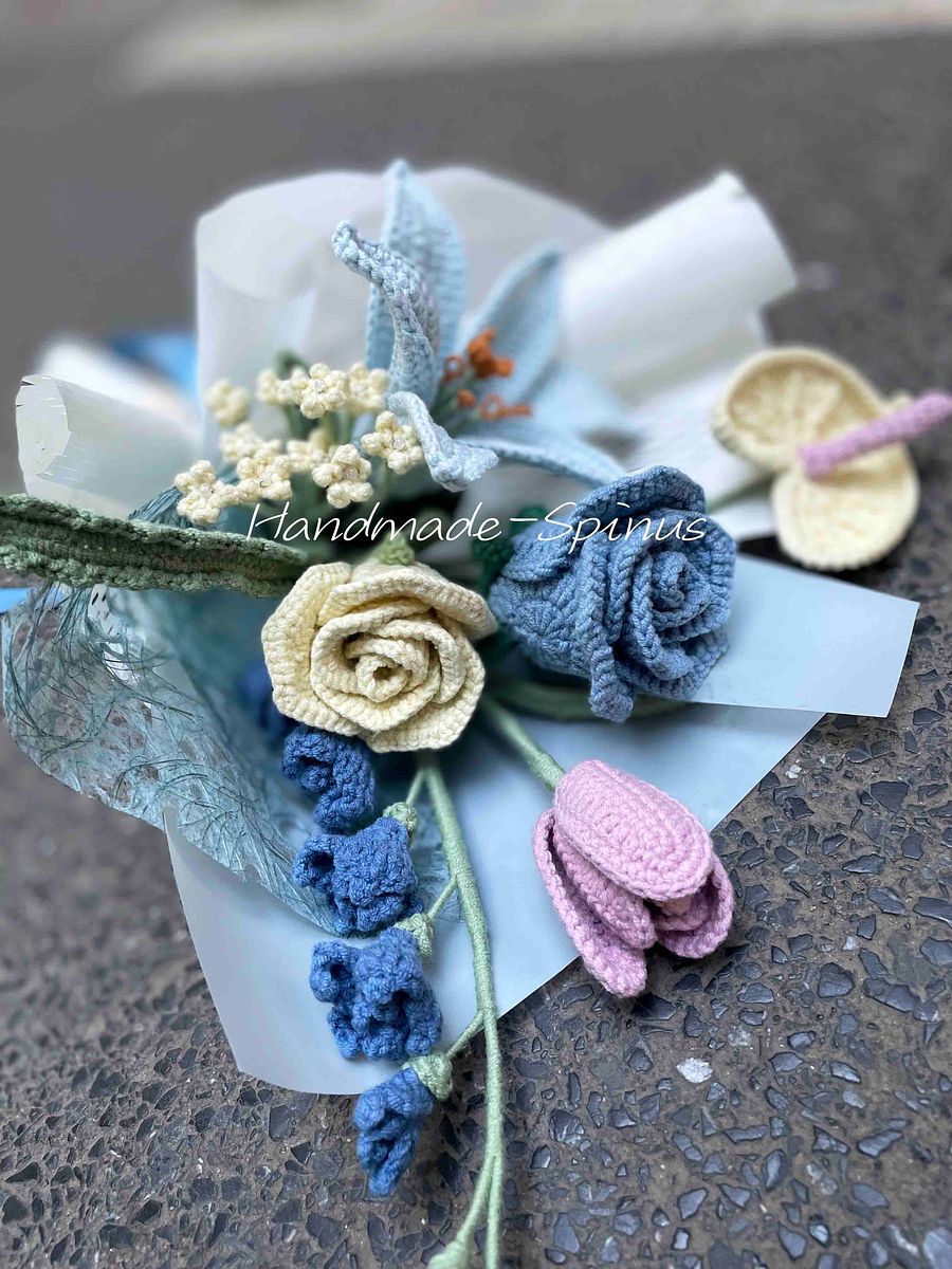 Dreamy Purple Lavender Blue Dye Crochet Knit Bouquet product image (5)