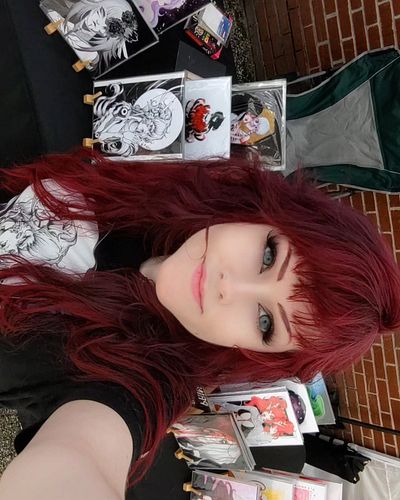 Set up and ready to rumble!! The rain has finally stopped at @glenrockartsandbrewfest so come get ya pretty ladies 🖤🖤🖤

#arti...