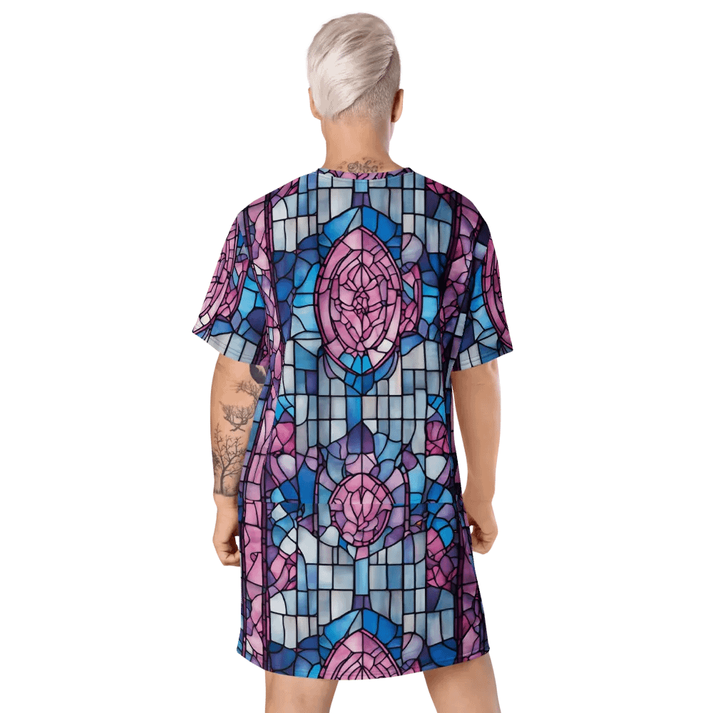 Symmetric Splendor T-Shirt Dress product image (9)
