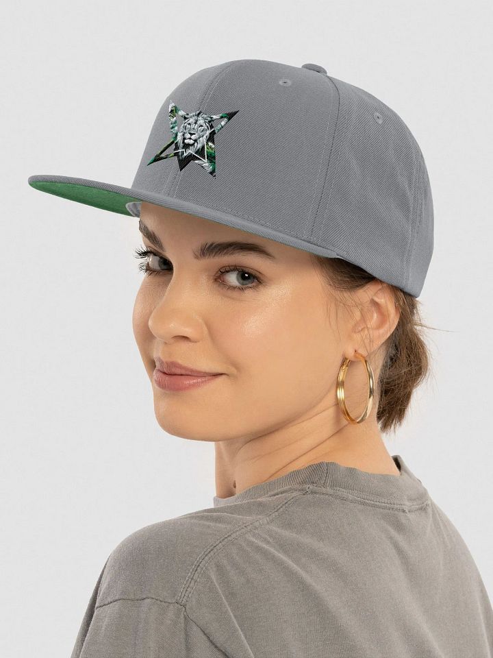 Lion Majesty Snapback Cap product image (15)