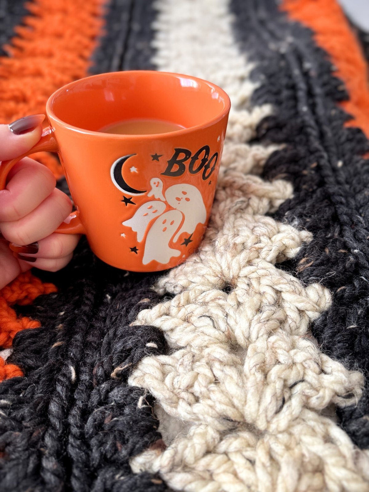 Spooky Strips Mile-a-Minute Crochet Blanket Pattern | Easy Super Chunky Throw Blanket for Beginners | Halloween Afghan PDF product image (4)