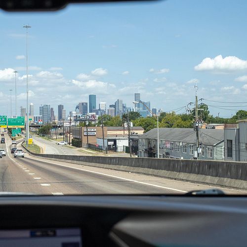 Houston Skyline. Check out my photography blog! Link in bio. #canonphotography #canoncamera #canon6dmarkii #houston #houstontx
