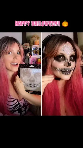 Happy Halloween, my lovely little ghosts & ghoulies!

I severely lacked in my usual Halloween creations this month, but I did...