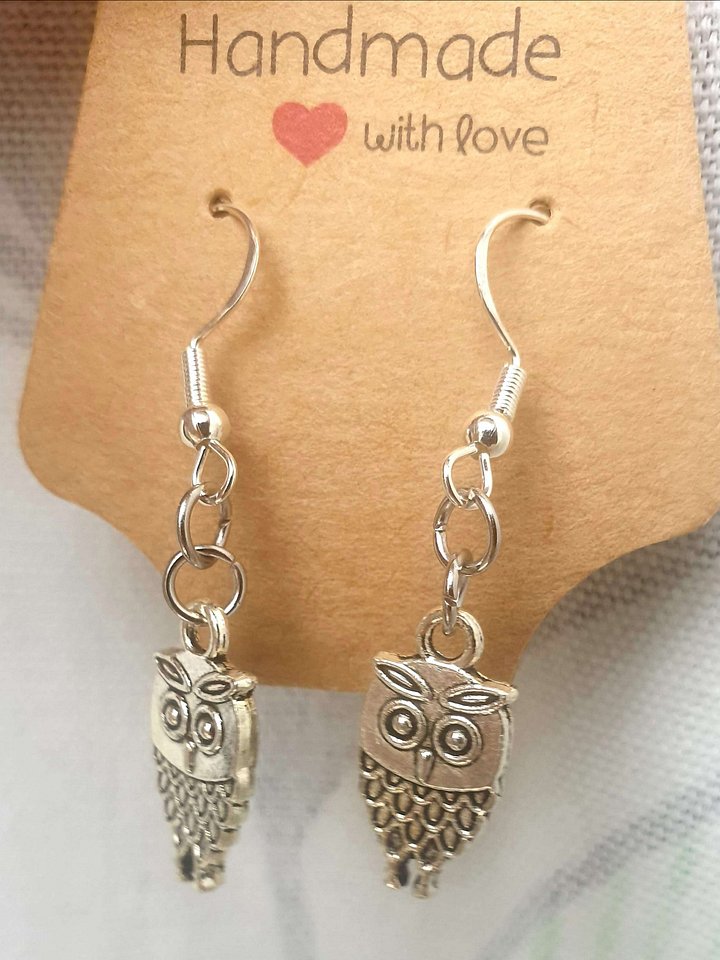 Owl earring product image (1)