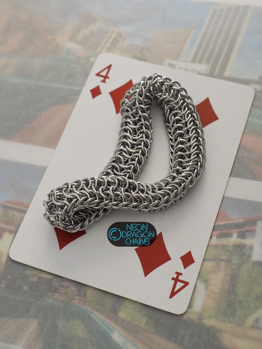 Mobius Fidget Toy / Stainless Steel product image (1)