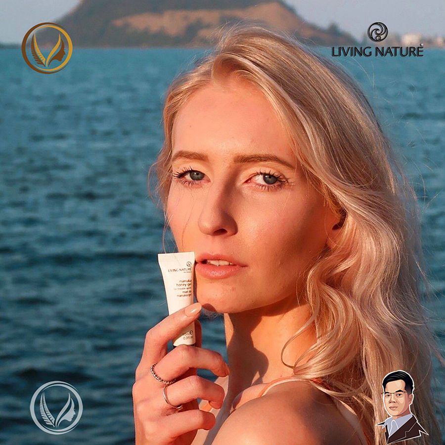 Gel trị mụn, chống viêm ngừa thâm sẹo Living Nature Manuka Honey Gel 10ml product image (6)