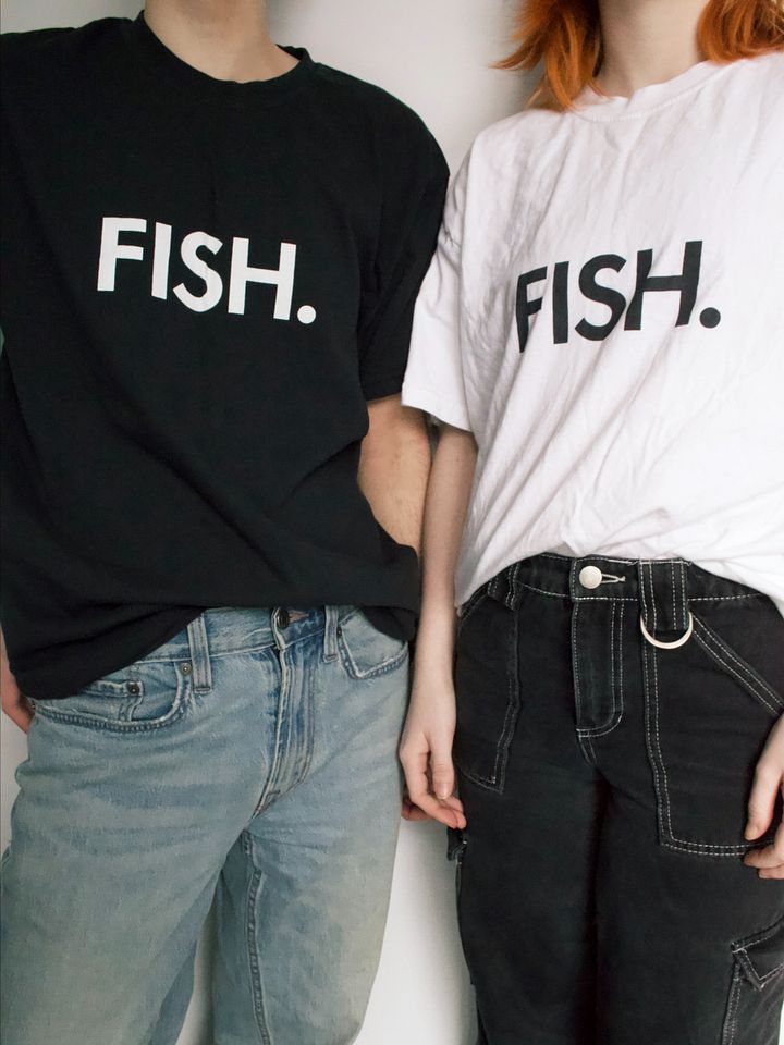 The fish shirt (Dark mode) product image (2)