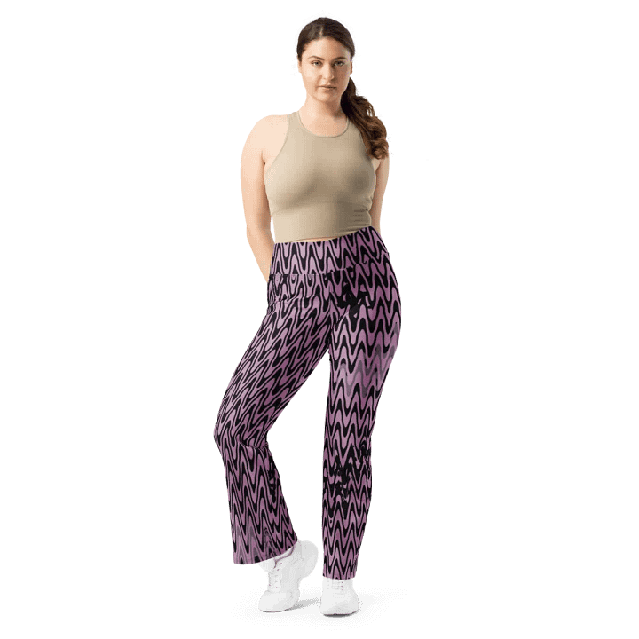 The Nora Flare Leggings product image (1)