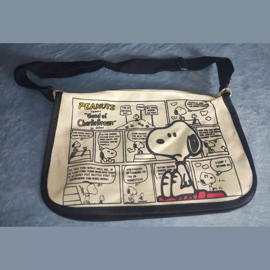 Snoopy Large Capacity Handbag Shoulder Bag Crossbody Bag Adjustable Shoulder Str product image (5)