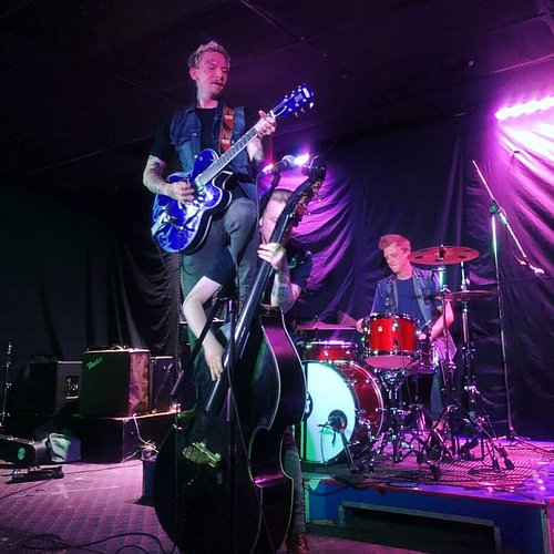 From our show in Calgary at Distortion with Cawama, Class Action and the 427s

Photo by @joo_to_the_lee