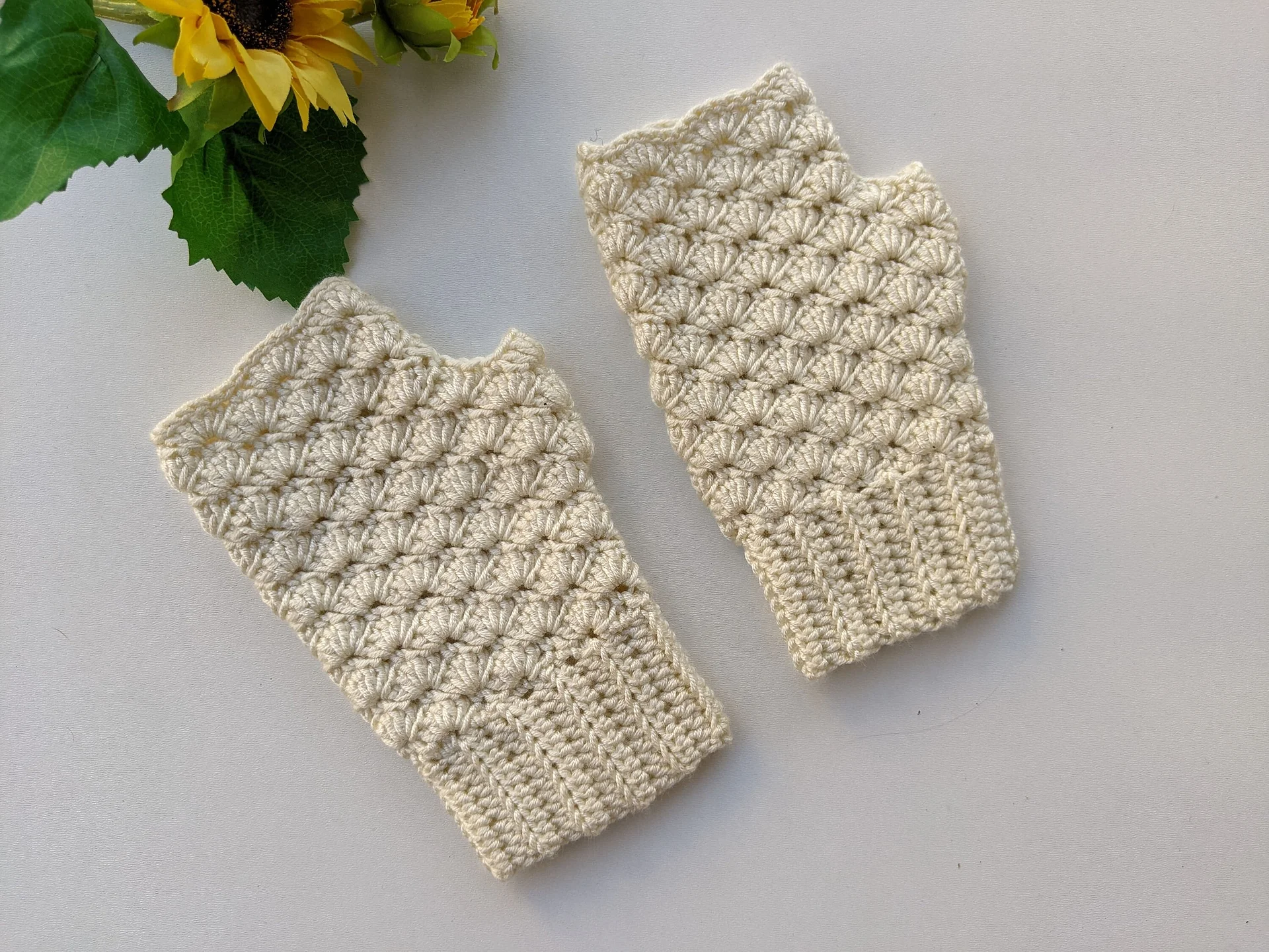 Crochet Fingerless Hand Warmers (Gloves) Pattern product image (3)