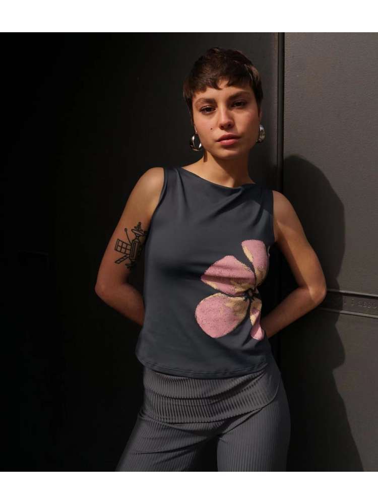 Floral tee product image (12)