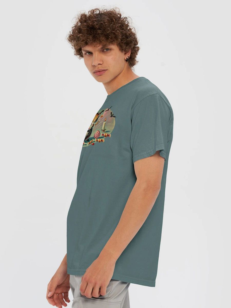 Halloween Cauldron Kitten Comfort Colors T-Shirt product image (6)