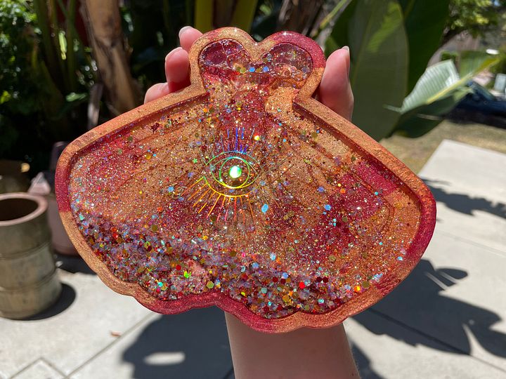 GIANT Moth Shaker product image (2)
