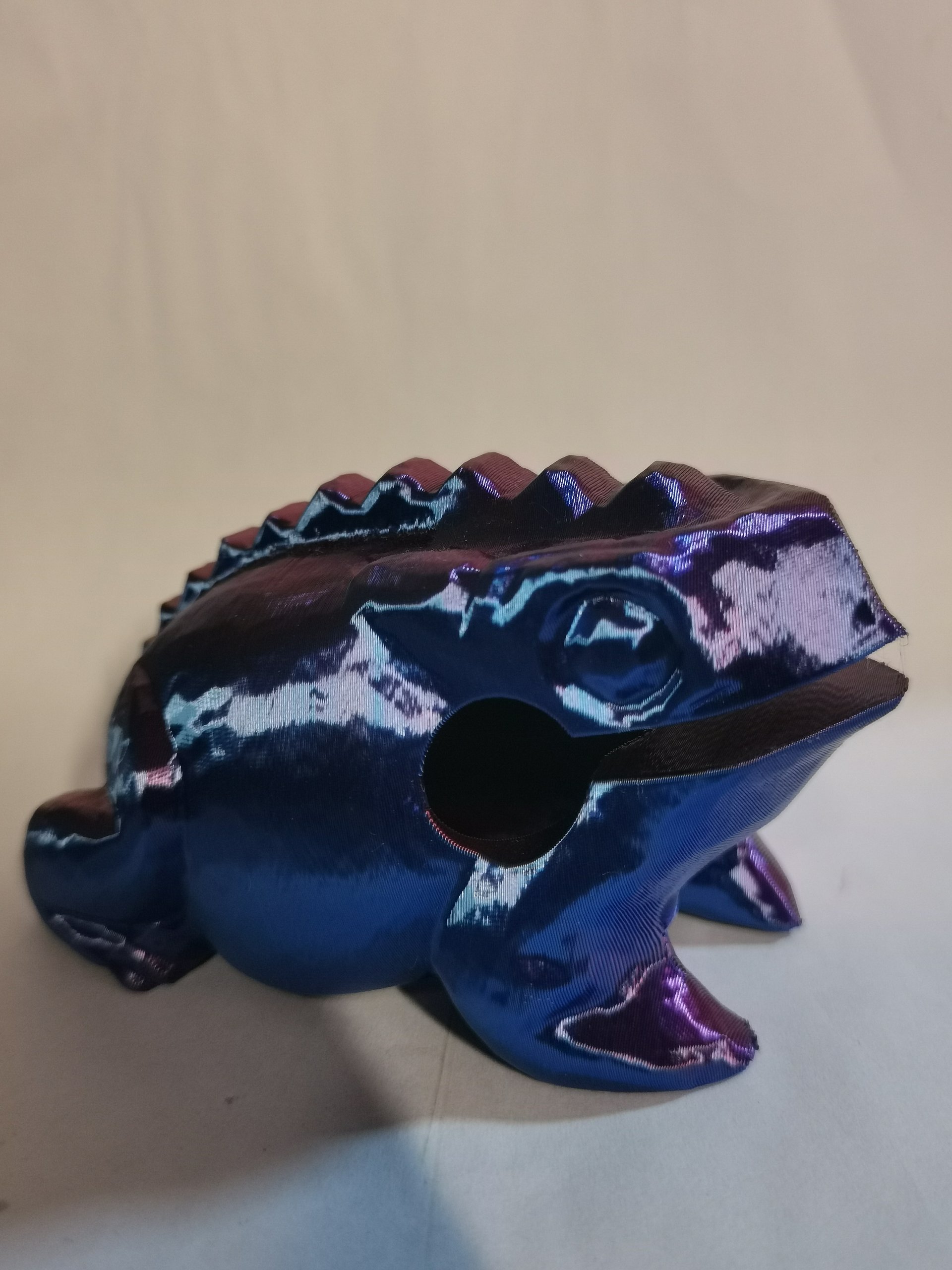 Midnight blue and Crimson Frog product image (1)