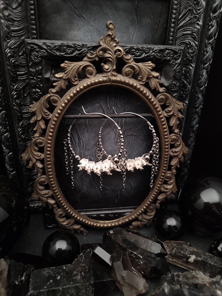 Earrings Bone Vault - Vert Fringe Flow