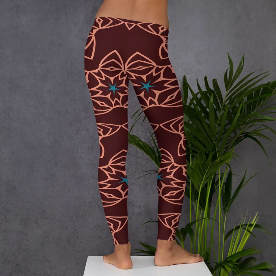 Symmetric Starburst All-Over Leggings product image (6)