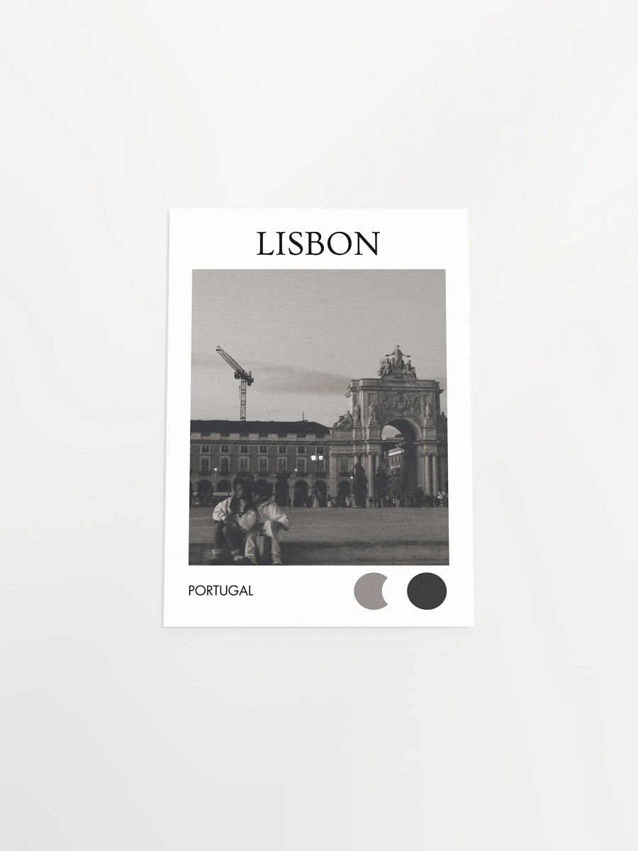 Lovers in Rua Augusta - Black & White product image (4)