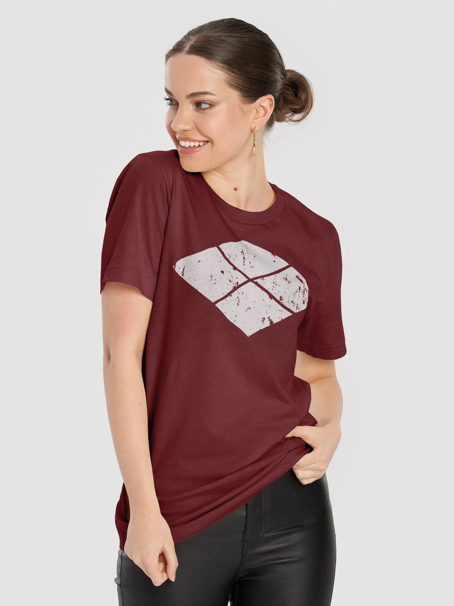 🏷️ Takeda Clan Crest T-Shirt – Symbol of Strategic Brilliance & Martial Prowess product image (3)