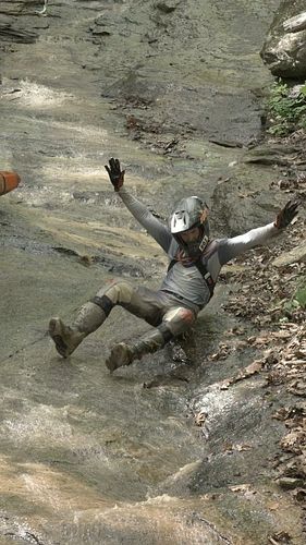 Ass sliding at the Battle of the Goats @ushardenduro! @ayden_.802 making Cru Jones proud with his technique. #hardenduro #rad...