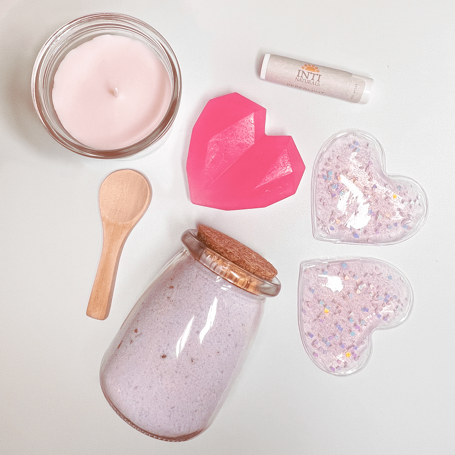 Heart Shaped Spa Kit product image (1)