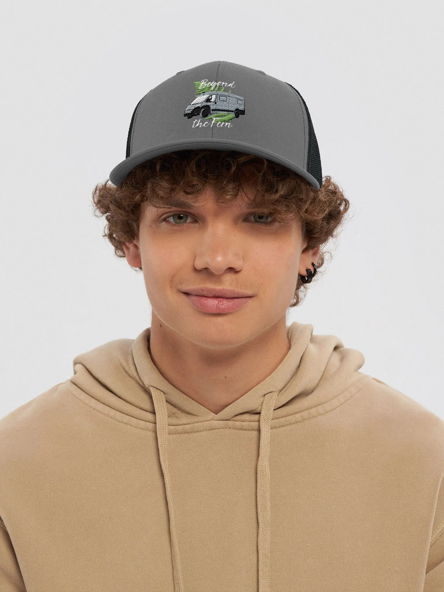 Trucker hat product image (5)