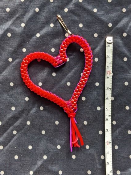 Heart Scoubidou Keychain product image (2)