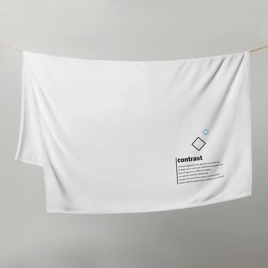 contrast blanket - light blue line product image (6)