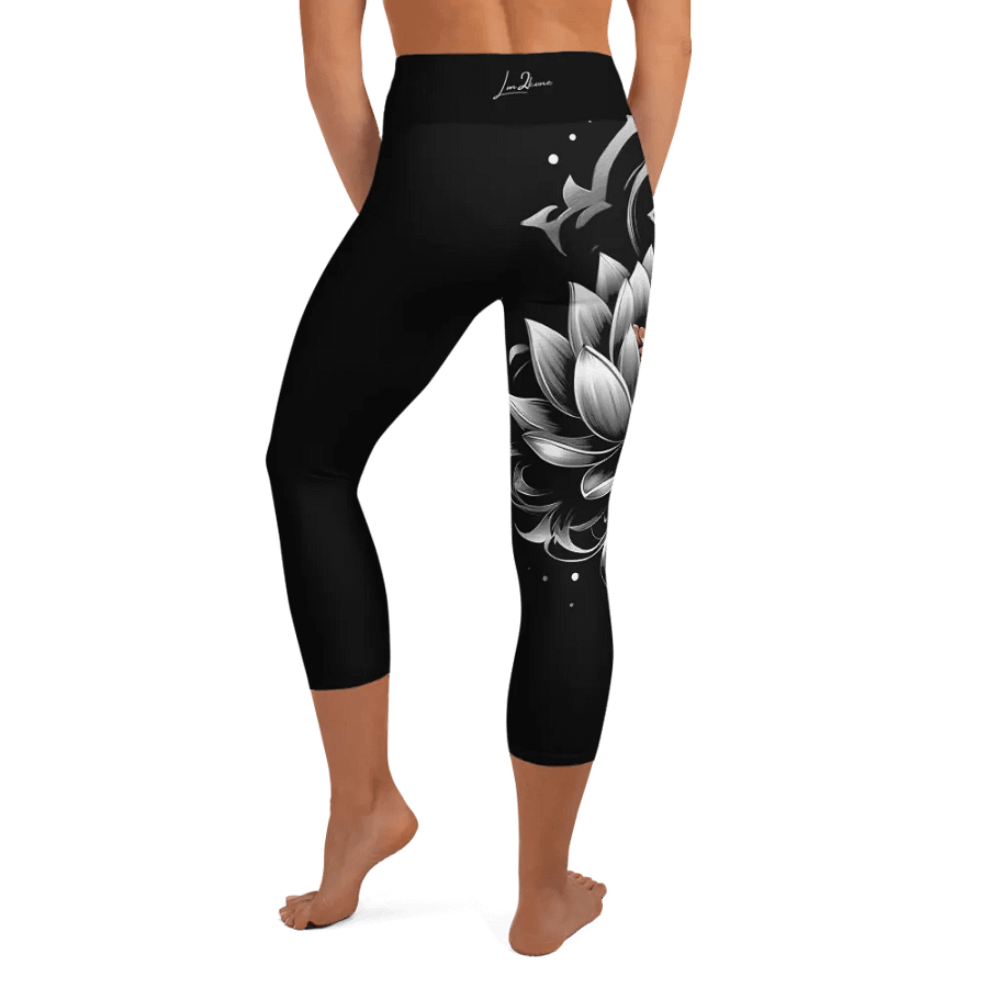 Lotus Bloom Yoga Capri Leggings product image (7)