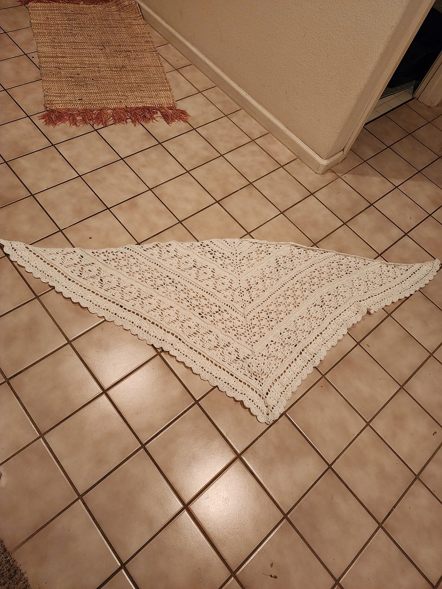 White lace shawl product image (1)