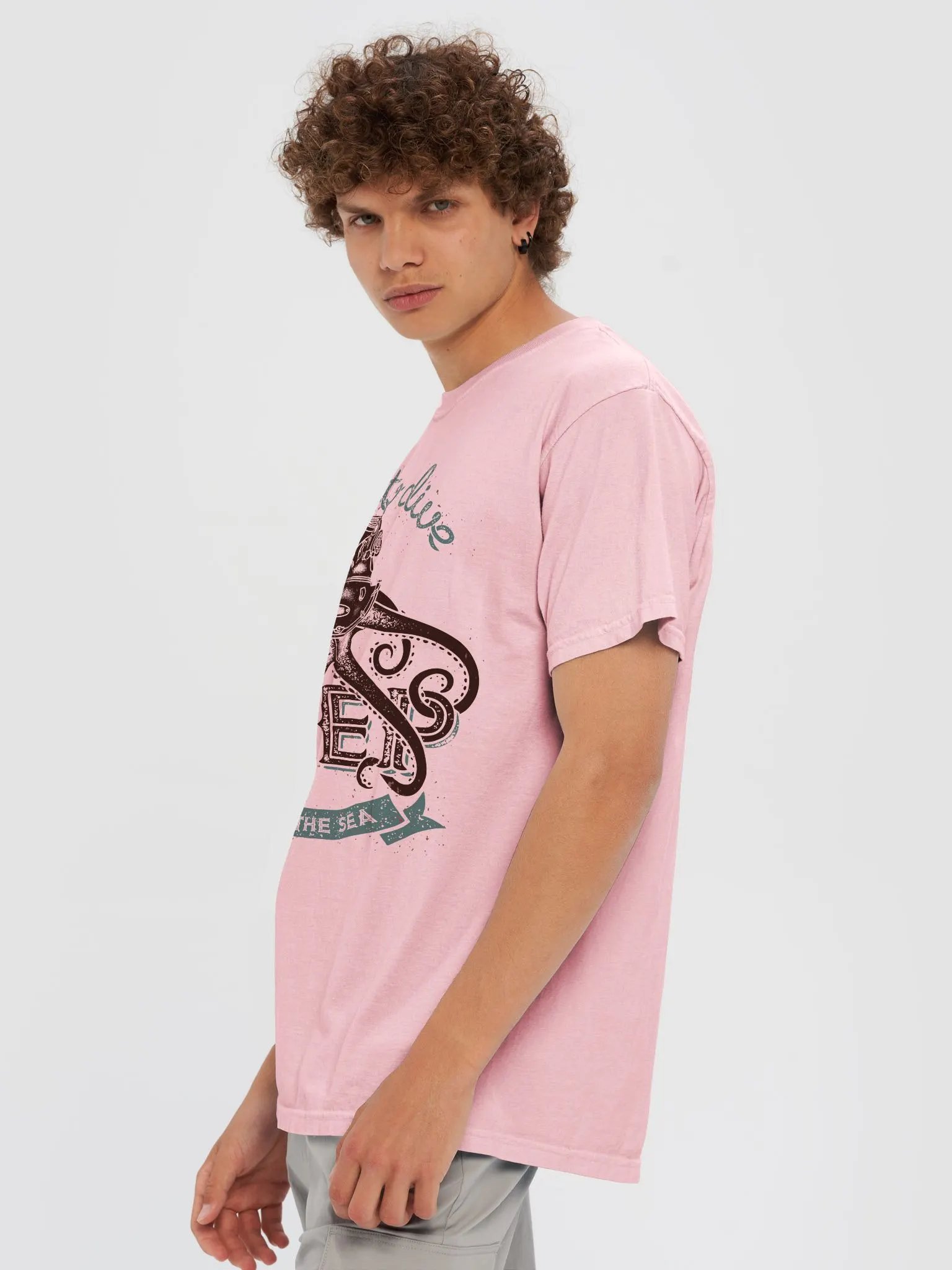BORN TO DIVE INTO THE SEA product image (77)