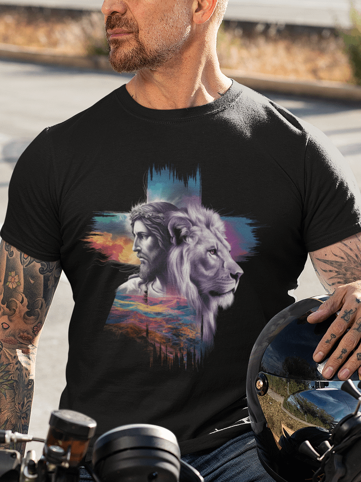 "Strength in Faith" Lion of Judah T-Shirt product image (1)