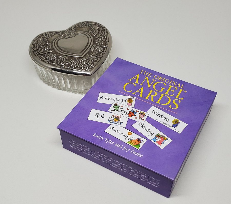 Vintage Glass Heart & Angel Cards product image (4)