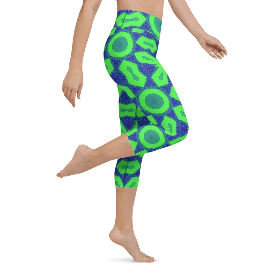Sunset Glow Capri Leggings product image (4)