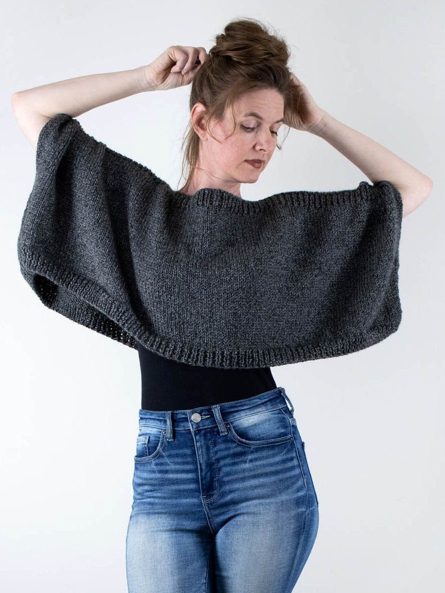 Rectangle Poncho Knitting Pattern - On the Go Worsted product image (2)