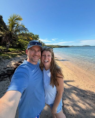 A quick peek at the last few days—two inlets, market strolls, boat rides, and snorkel time. New Caledonia is magic. 🌊🐠🇳🇨