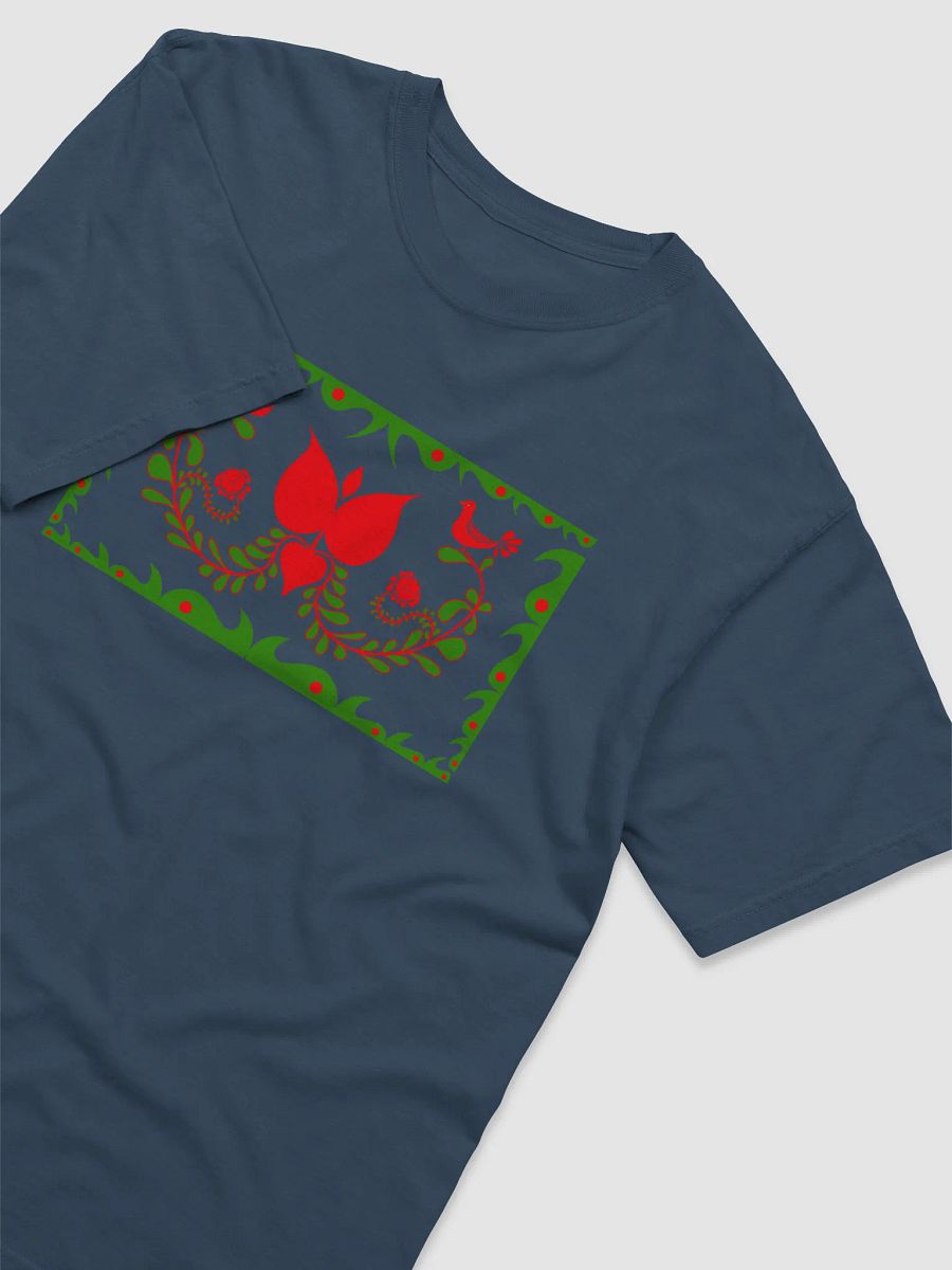 Hungarian Nature-Inspired Floral T-Shirt product image (3)