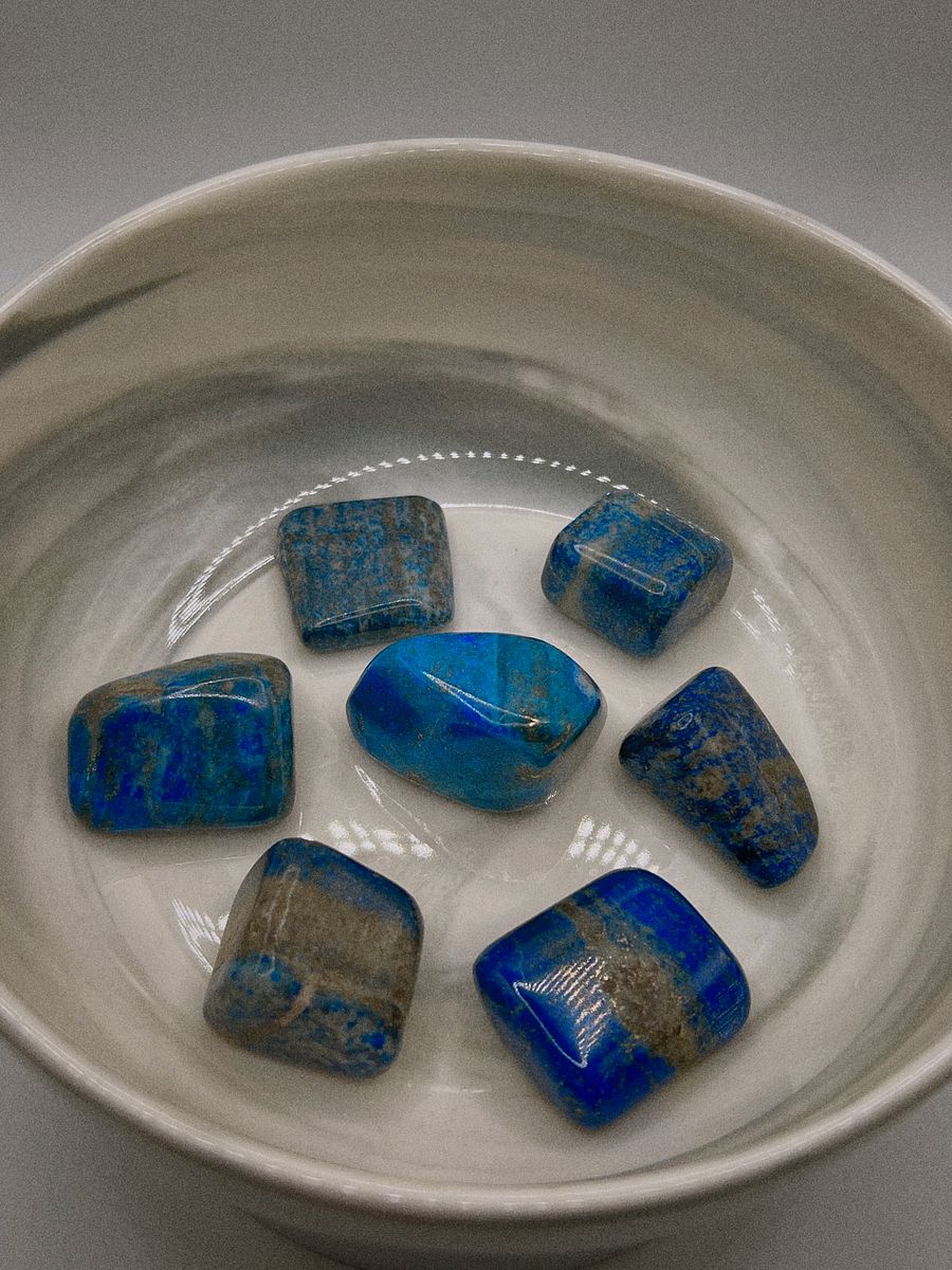 Tumbled Lapis Lazuli Pocket Stones product image (2)