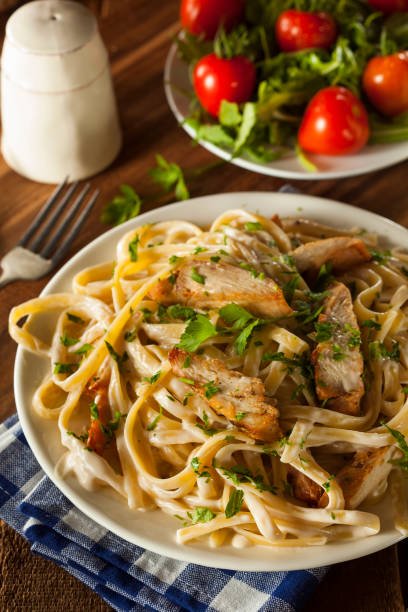 Creamy Chicken Alfredo Bliss product image (1)